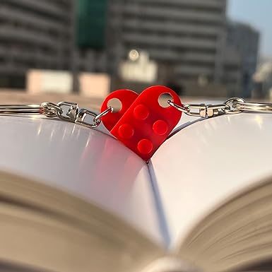 💖Valentine's Day Gifts - Brick Heart Keychain for Boyfriend Girlfriend💖